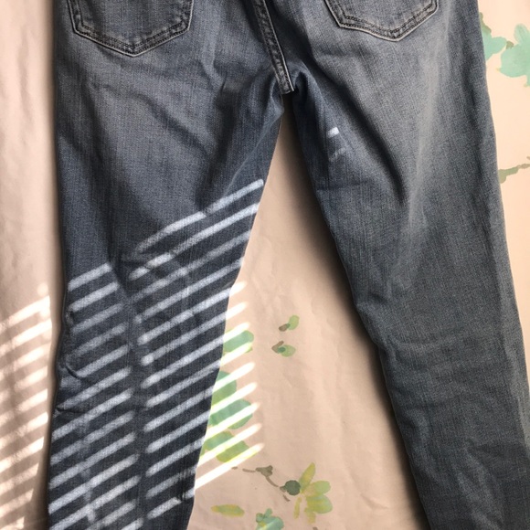 Levi’s crop - Picture 3 of 3